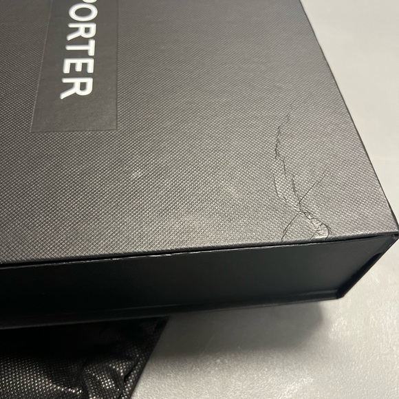 Foldable “ Net-A-Porter “ medium box +”Net A Porter”Drawstring Dust Bag - Picture 4 of 8